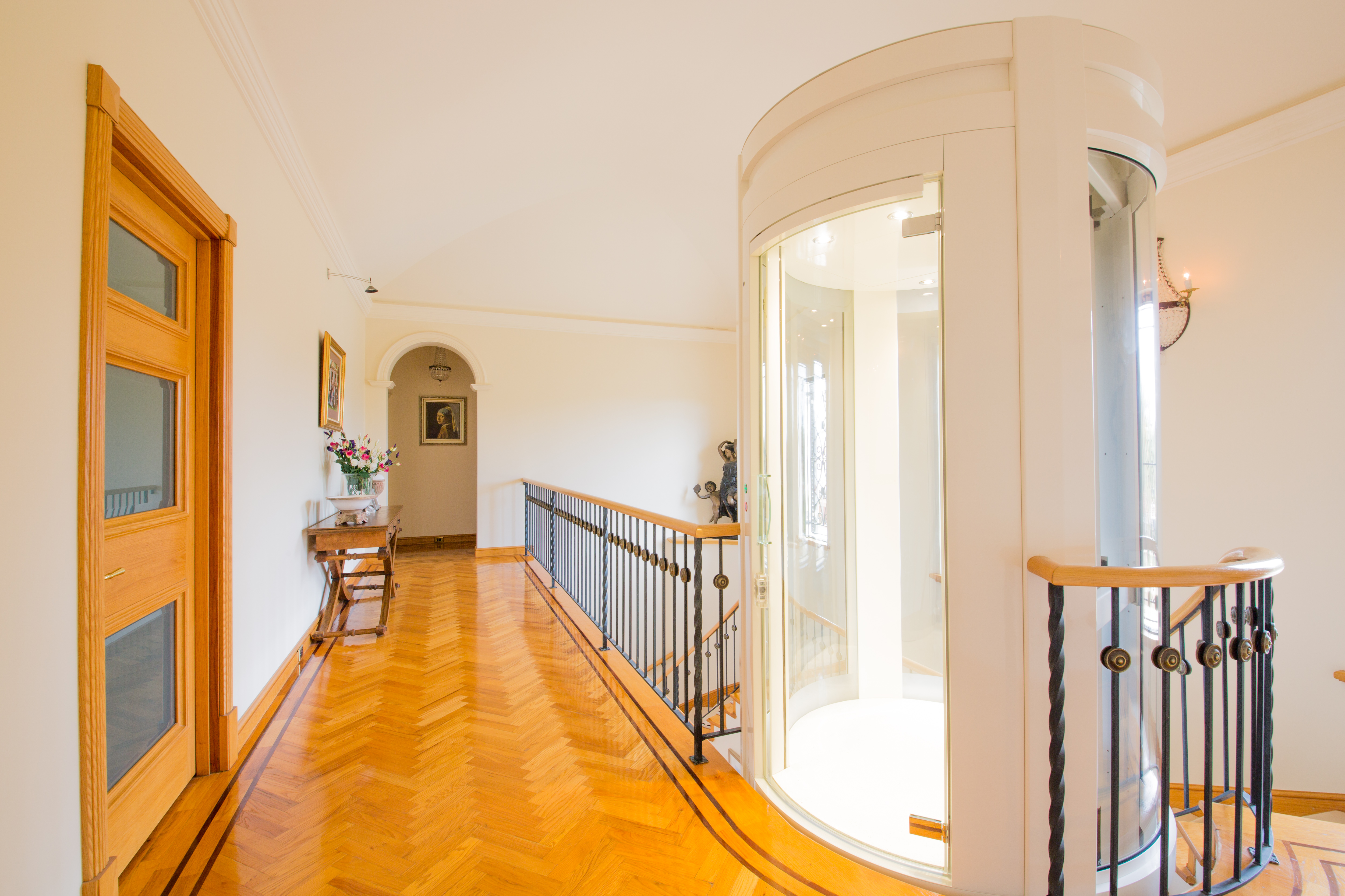 Round Panoramic Suite Lift-3 Round Panoramic Suite Lift-3