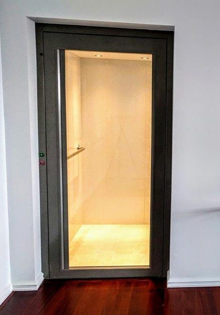 Residential lift in Melville