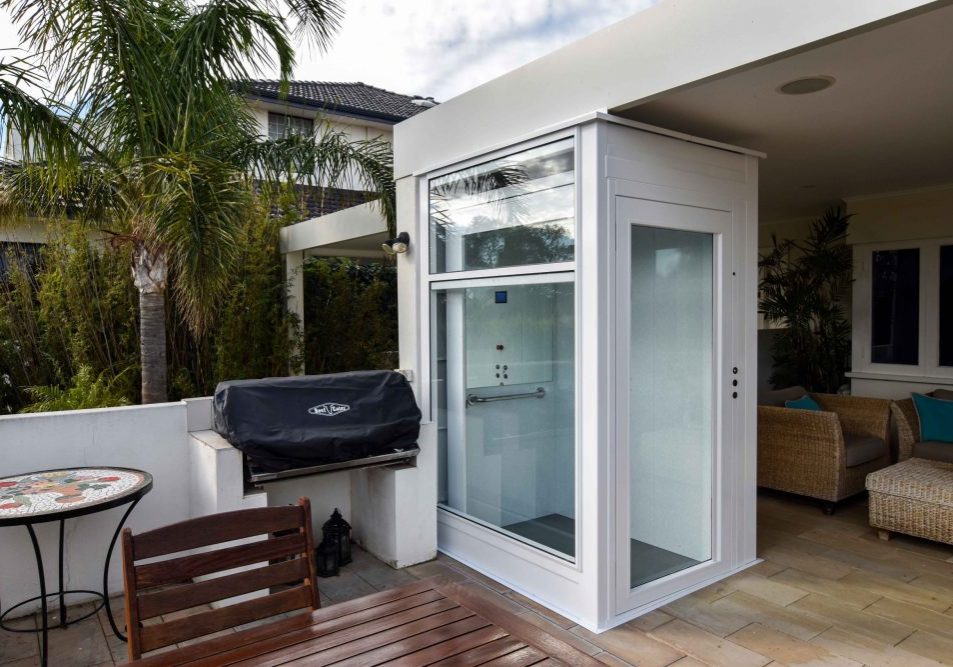 Outdoor retrofitted residential lift