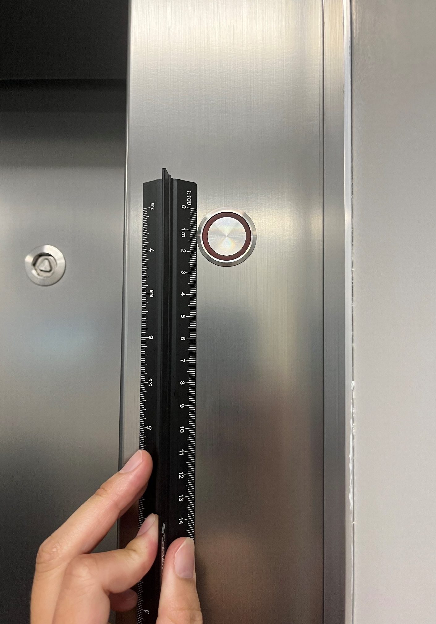 child-locking-device child locking device
