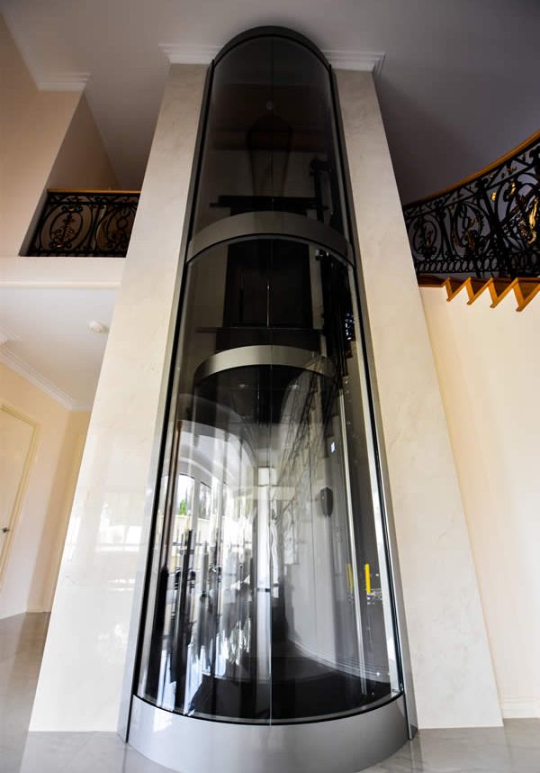 Stylish Panoramic Lift in Mariginiup